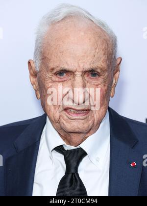 Los Angeles, États-Unis. 05 octobre 2023. LOS ANGELES, CALIFORNIE, États-Unis - 05 OCTOBRE : l'architecte et designer canado-américain Frank Gehry arrive au gala du 20e anniversaire de l'Orchestre philharmonique de Los Angeles, qui se tient au Walt Disney concert Hall le 5 octobre 2023 à Los Angeles, Californie, États-Unis. (Photo de Xavier Collin/image Press Agency) crédit : image Press Agency/Alamy Live News Banque D'Images