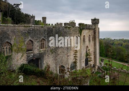 Château de Gwrych, Abergele, pays de Galles du Nord. Une maison de campagne du 19e siècle en cours de restauration et ouverte au public. Banque D'Images