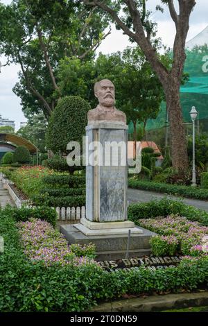 La statue de JB Louis Pierre à l'entrée du zoo et jardin botanique de Saigon, Ho Chi Minh ville, Vietnam Banque D'Images