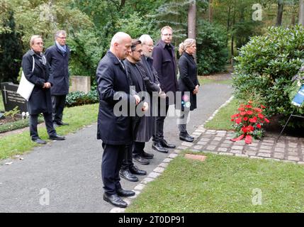 Regierenden Bürgermeister Kai Wegner, Thomas Kutschaty, stellvertretender Parteivorsitzender der SPD für den SPD-Parteivorstand, Wolfgang Thierse, Kuratoriumsvorsitzender der Bundeskanzler-Willy-Brandt-Stiftung Vizepräsident, Dennis Buchner, Bürgermeister des Abgeordnetenhauses von Berlin, Berlin, Kai Wegneden directeur général Wegnaty Weeden, Willy Weeden Kai vice-président du SPD pour le comité exécutif du SPD, Wolfgang Thierse, président du conseil d'administration du chancelier fédéral Willy Brandt Foun Banque D'Images