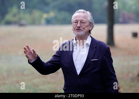 Historiker Peter Brandt, Deutschland, Berlin, Kranzniederlegung in Gedenken an Willy Brandt mit dem Regierenden Bürgermeister Kai Wegner *** Historian Peter Brandt, Allemagne, Berlin, cérémonie de dépôt de gerbe à la mémoire de Willy Brandt avec le maire Kai Wegner Banque D'Images