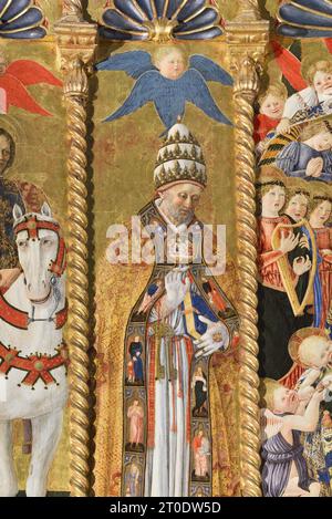 Belforte del Chienti (Italie, Marches - province de Macerata), église de Sant'Eustachio. Giovanni Boccati, Polyptyque, 15e siècle. (Détail du côté gauche, St. Peter's), 1468 Banque D'Images