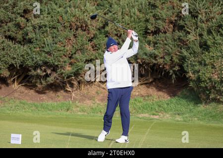 Kingsbarns Fife, Royaume-Uni. 06 octobre 2023. Au Dunhill Links Championship Sir Ian Botham s'éloigne (crédit photo : David Mollison/Alamy Live News Banque D'Images