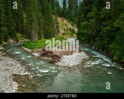 Le Lech au-dessous de Warth au pont de Geiß Banque D'Images