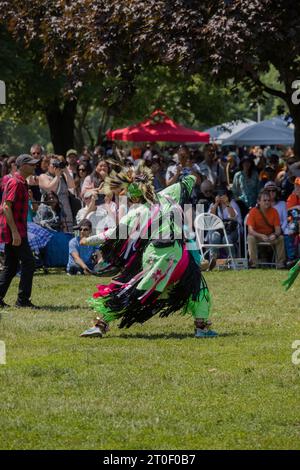 Festival de danse traditionnel Pow Wow. Une journée complète de danse, de tambours et de spectacles. premières nations, culture indigène, danseurs traditionnels du canada Banque D'Images