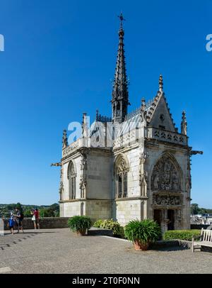 Le château d'Amboise est l'un des châteaux les plus importants de la Loire en termes d'histoire culturelle et fut fréquemment une résidence royale aux 15e et 16e siècles. Il est classé monument historique depuis 1840. Banque D'Images