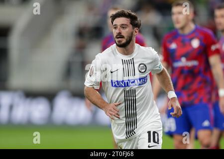 Sosnowiec, Pologne. 05 octobre 2023. OTAR Kiteishvili de Sturm Graz vu lors du match de football UEFA Europa League 2023/2024 entre Rakow Czestochowa et Sturm Graz à ArcelorMittal Park. Score final ; Rakow Czestochowa 0:1 Sturm Graz. (Photo Grzegorz Wajda/SOPA Images/Sipa USA) crédit : SIPA USA/Alamy Live News Banque D'Images