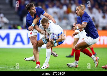 Damian Penaud #14 de France, Lorenzo Cannone #8 d'Italie et Gael Fickou #13 de France lors de la coupe du monde de Rugby Pool Un match entre la France et l'Italie au Stade de Lyon le 06 octobre 2023 à Lyon, France. Photo Baptiste Paquot/ABACAPRESS.COM crédit : Abaca Press/Alamy Live News Banque D'Images