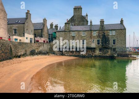 Lerwick Old Town a été le lieu de plusieurs scènes de films avec Jimmy Perez pour la série télévisée Shetlands. Banque D'Images