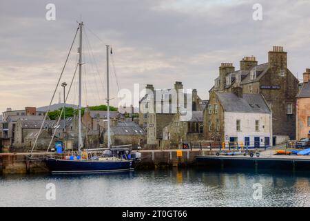 Lerwick Old Town a été le lieu de plusieurs scènes de films avec Jimmy Perez pour la série télévisée Shetlands. Banque D'Images