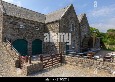 Le Quendale Mill est un moulin à eau restauré et en activité du 18e siècle situé à Dunrossness, sur le continent des Shetland. Banque D'Images