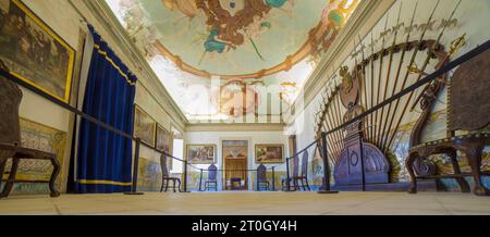 Coimbra, Portugal - 6 septembre 2019 : Armurerie du Palais Royal, Université de Coimbra, Portugal Banque D'Images