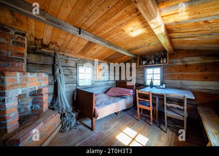 Une cabane sauvage ouverte sur l'île de Sältingskär, Ahvenanmaa, Finlande Banque D'Images