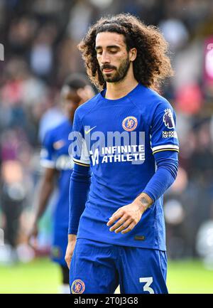 Turf Moor, Burnley, Lancashire, Royaume-Uni. 7 octobre 2023. Premier League football, Burnley contre Chelsea ; Marc Cucurella de Chelsea Credit : action plus Sports/Alamy Live News Banque D'Images