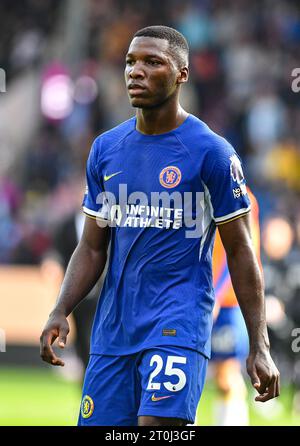 Turf Moor, Burnley, Lancashire, Royaume-Uni. 7 octobre 2023. Premier League football, Burnley contre Chelsea ; Moises Caicedo de Chelsea crédit : action plus Sports/Alamy Live News Banque D'Images