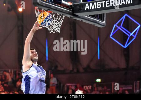 Amsterdam, pays-Bas. 06 octobre 2023. Lors du 3x3 World Tour Amsterdam Masters 2023 match entre Partizan et Paris à Gashouder le 6 octobre 2023 à Amsterdam, pays-Bas Credit : Orange pics BV/Alamy Live News Banque D'Images