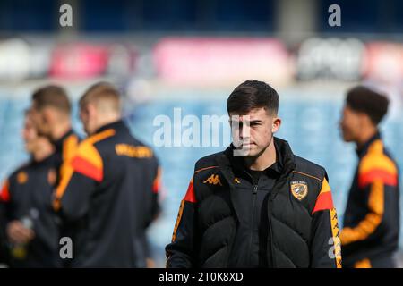 James Furlong #25 de Hull City arrivant pendant le match du championnat Sky Bet Millwall vs Hull City au Den, Londres, Royaume-Uni, le 7 octobre 2023 (photo par Arron Gent/News Images) Banque D'Images