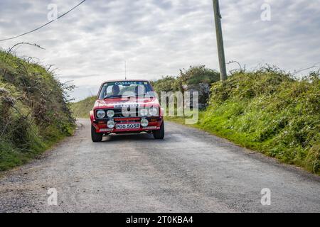 Voiture de rallye historique Ford Escort Mk2. POO 505R. Banque D'Images