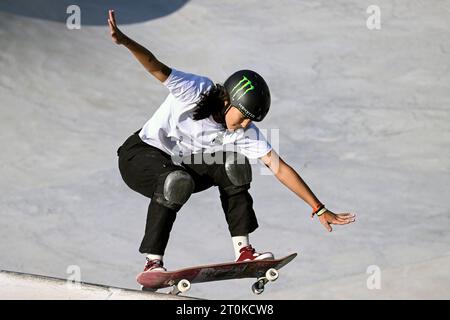 Lido Di Ostia, Rome, Italie. 07 octobre 2023. Isadora Pacheco, brésilienne, participe aux demi-finales du Championnat du monde féminin de Skateboarding Park 2023, une épreuve de qualification pour les Jeux Olympiques de Paris, au Spot Skatepark à Lido di Ostia, Rome, Italie, le 7 octobre 2023. Isadora Pacheco s'est classée 10e. Crédit : Insidefoto di andrea staccioli/Alamy Live News Banque D'Images