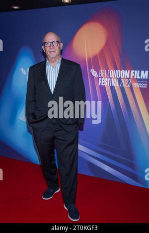 Londres, Royaume-Uni. 07 octobre 2023. Le réalisateur Alex Gibney assiste à la projection de Headline Gala de « In Restless Dreams : The Music of Paul Simon » lors du 67e BFI London film Festival à Curzon Soho. Crédit : SOPA Images Limited/Alamy Live News Banque D'Images