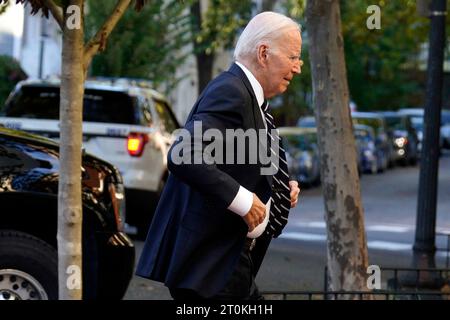 Washington, États-Unis. 07 octobre 2023. Le président Joe Biden arrive pour assister à la messe à l'église catholique Holy Trinity à Washington le samedi 7 octobre 2023. Photo de Yuri Gripas/UPI crédit : UPI/Alamy Live News Banque D'Images