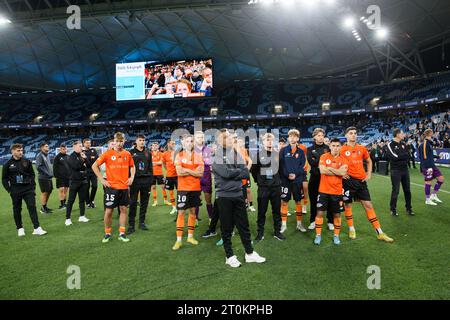 Sydney, Australie. 07 octobre 2023. L'équipe de Brisbane Roar semble abattue après le match de finale de la coupe d'Australie 2023 entre le Sydney FC et le Brisbane Roar FC au stade Allianz le 7 octobre 2023 à Sydney, Australie Credit : IOIO IMAGES/Alamy Live News Banque D'Images