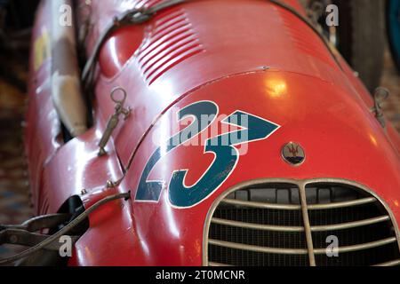 Talmont , France - 09 28 2023 : Maserati car Racing 1948 Alexander Raffaella Speciale marque italienne de voitures de course italie en France Classic Museum vehi Banque D'Images