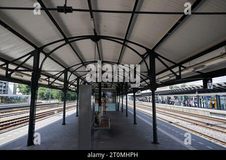 Quais de l'ancienne gare Apeldoorn aux pays-Bas Banque D'Images