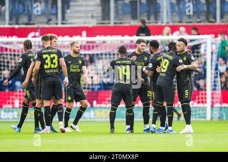 Zwolle, pays-Bas. 08 octobre 2023. Zwolle - joueurs de Feyenoord lors du match d'Eredivisie entre PEC Zwolle et Feyenoord au MAC3Park Stadion le 8 octobre 2023 à Zwolle, aux pays-Bas. Crédit : photos boîte à boîte/Alamy Live News Banque D'Images