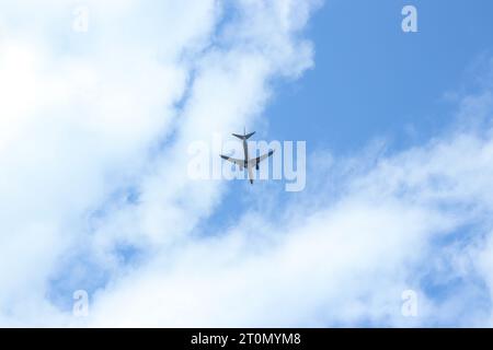 Bluebird Airways 9H-HLY Boeing 737-800 une compagnie aérienne grecque principalement axée sur les vols à destination et en provenance d'avions de tel Aviv à destination de l'aéroport international de Rhodes Banque D'Images