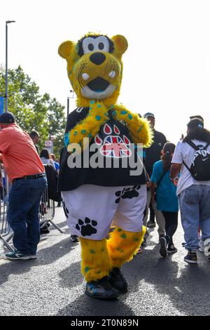 Tottenham Hotspur Stadium, Londres, Royaume-Uni. 8 octobre 2023. NFL UK football, Jacksonville Jaguars contre Buffalo Bills ; Jaxson de ville, mascotte des Jacksonville Jaguars crédit : action plus Sports/Alamy Live News Banque D'Images