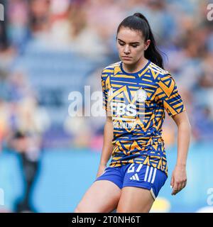 Leicester, Royaume-Uni. 08 octobre 2023. Shannon O'Brien de Leicester se réchauffe lors du match de la FA Women's Super League entre Leicester City Women et Everton Women au King Power Stadium, Leicester, Angleterre, le 8 octobre 2023. Photo de Stuart Leggett. Usage éditorial uniquement, licence requise pour un usage commercial. Aucune utilisation dans les Paris, les jeux ou les publications d'un seul club/ligue/joueur. Crédit : UK Sports pics Ltd/Alamy Live News Banque D'Images