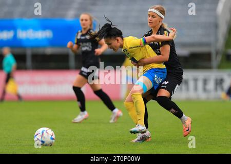 Maria Agerholm Olsen (10 Altach) retenant Claudia Wasser (7 First Vienna FC) lors du match Admiral Frauen Bundesliga First Vienna FC vs SCR Altach à Hohe Warte (Tom Seiss/ SPP) Banque D'Images