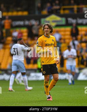 Wolverhampton, Royaume-Uni. 8 octobre 2023 ; Molineux Stadium, Wolverhampton, West Midlands, Angleterre; premier League football, Wolverhampton Wanderers contre Aston Villa ; Fabio Silva de Wolves après le coup de sifflet final crédit : action plus Sports Images/Alamy Live News Banque D'Images