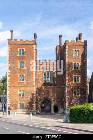 Tudor Gatehouse, Lambeth Palace, South Bank, London Borough of Lambeth, Greater London, England, Royaume-Uni Banque D'Images