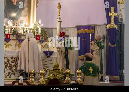 Église orthodoxe arménienne Surp Hiresdagabet dans le district de Fatih à Istanbul, Turquie Banque D'Images