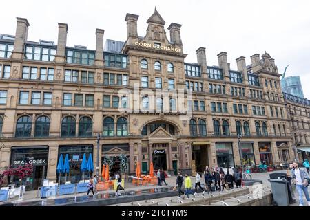 Le bâtiment Corn Exchange dans le centre-ville de Manchester, Manchester, Angleterre, Royaume-Uni, 2023 Banque D'Images