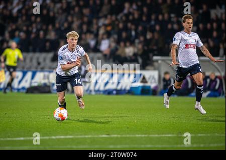 Aarhus, Danemark. 08 octobre 2023. Tobias Molgaard (14) d'AGF vu lors du match 3F Superliga entre Aarhus GF et le FC Copenhague au Ceres Park à Aarhus. (Crédit photo : Gonzales photo/Alamy Live News Banque D'Images