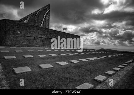 Col de Futa Cimetière militaire allemand de la Seconde Guerre mondiale entre Bologne et Florence dans les Apennins Italie septembre 2023 Cimetière allemand du col de Futa (Deutsche sol Banque D'Images