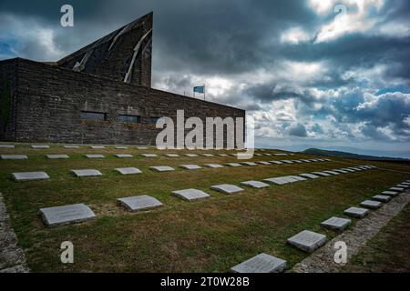 Col de Futa Cimetière militaire allemand de la Seconde Guerre mondiale entre Bologne et Florence dans les Apennins Italie septembre 2023 Cimetière allemand du col de Futa (Deutsche sol Banque D'Images