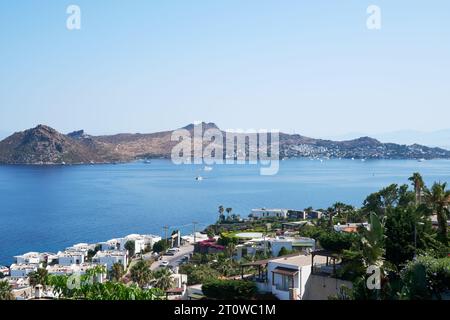 Côte ou baie de Yalikavak à Mugla, Bodrum, Turquie. Vue aérienne. Banque D'Images