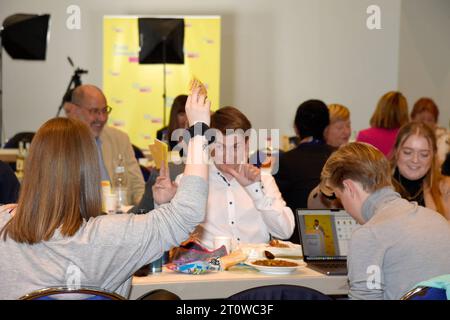 Der Landesparteitag der FDP, fotografiert am Samstag 07.10.2023 à Püttlingen. *** La conférence du FDP, photographiée samedi 07 10 2023 à Püttlingen BUB crédit : Imago/Alamy Live News Banque D'Images