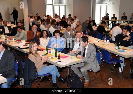 Der Landesparteitag der FDP, fotografiert am Samstag 07.10.2023 à Püttlingen. *** La conférence du FDP, photographiée samedi 07 10 2023 à Püttlingen BUB crédit : Imago/Alamy Live News Banque D'Images