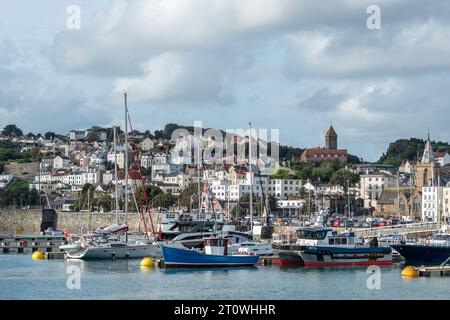 Guernesey, 5 octobre 2023 : St Peter Port Banque D'Images