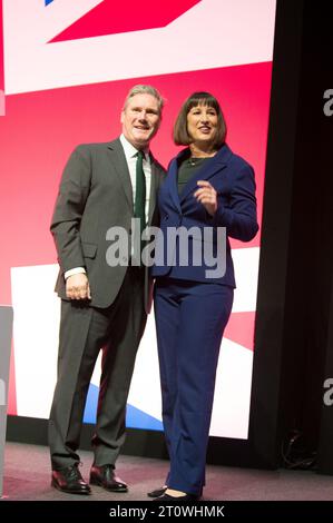 Liverpool, Royaume-Uni. 09 octobre 2023. Rachel Reeves, chancelière fantôme, parti travailliste prononce son discours le jour de l'ouverture de la conférence du parti travailliste à Liverpool. (Terry Scott / SPP) crédit : SPP Sport Press photo. /Alamy Live News Banque D'Images