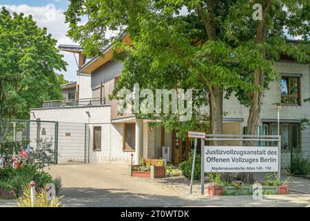 JVA des offenen Vollzuges, Niederneuendorfer Allee, Hakenfelde, Spandau, Berlin, Deutschland *** Légende locale *** , Berlin, Deutschland Banque D'Images