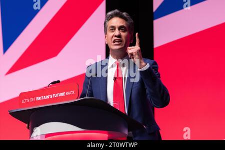 Liverpool, Royaume-Uni. 09 octobre 2023. Ed Miliband Secrétaire d'État fantôme pour la sécurité énergétique et Net Zero discours, le 2e jour de la Conférence du travail. 2023.Liverpool Royaume-Uni. Crédit : GaryRobertsphotography/Alamy Live News Banque D'Images