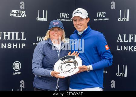 St Andrews, Écosse. 9 octobre 2023. Susan et Matt Fitzpatrick remportent le championnat par équipe le dernier jour du championnat Alfred Dunhill Links 2023. Crédit : Tim Gray/Alamy Live News Banque D'Images