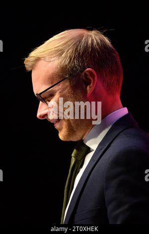 Londres, Royaume-Uni. 9 octobre 2023. Michael Shanks, député, prend la parole lors de la conférence du Parti travailliste à Liverpool. Le crédit photo devrait être : Matt Crossick/Empics/Alamy Live News Banque D'Images