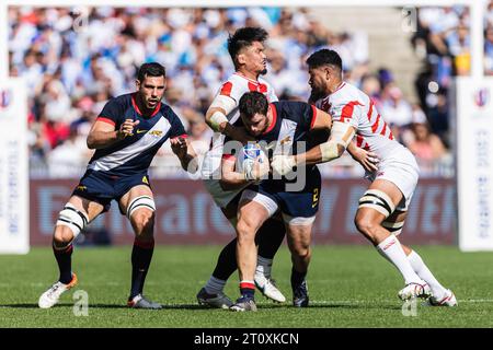Nantes, France. 8 octobre 2023. Julian Montoya (C) d'Argentine Kazuki Himeno (C) du Japon lors du match de la coupe du monde de Rugby dans la poule D entre le Japon an Banque D'Images